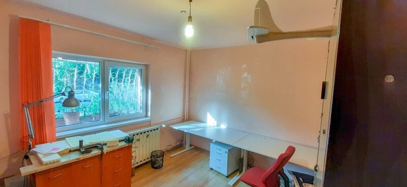 13 Septembrie, apartament 3 camere decomandat, loc parcare + boxa.