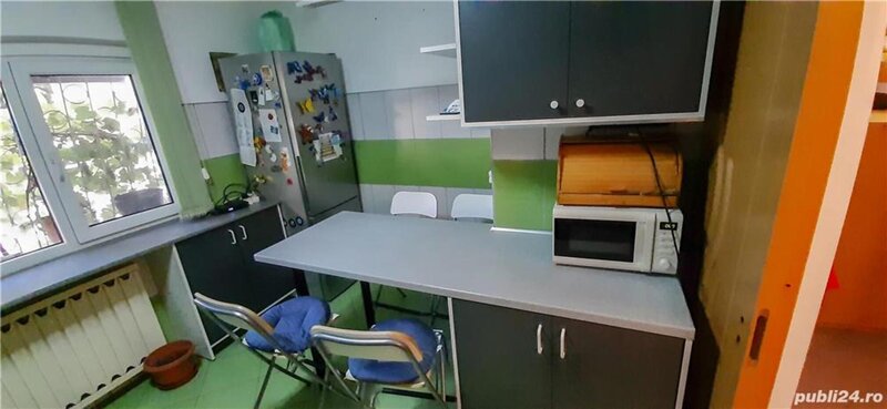 13 Septembrie, apartament 3 camere decomandat, loc parcare + boxa.