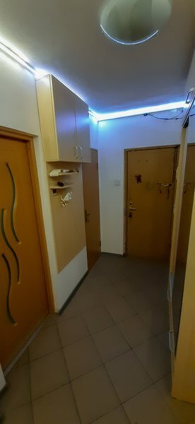 13 Septembrie, apartament 3 camere decomandat, loc parcare + boxa.